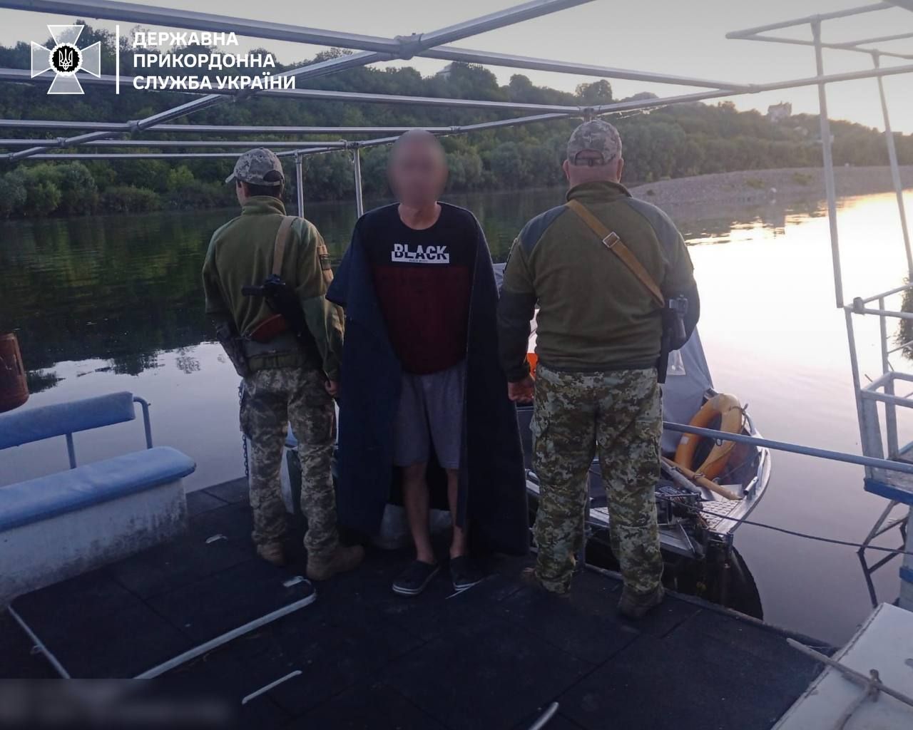 Житель Молдови переплив Дністер, щоб побачити кохану українку