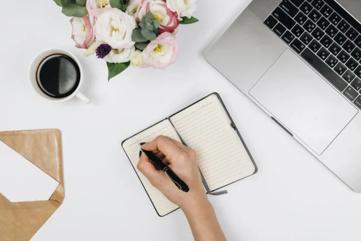 Суржик - як правильно та красиво замінити капєц, канєшно, ужас, поняв, карочє Суржик - як правильно та красиво замінити капєц, канєшно, ужас, поняв, карочє