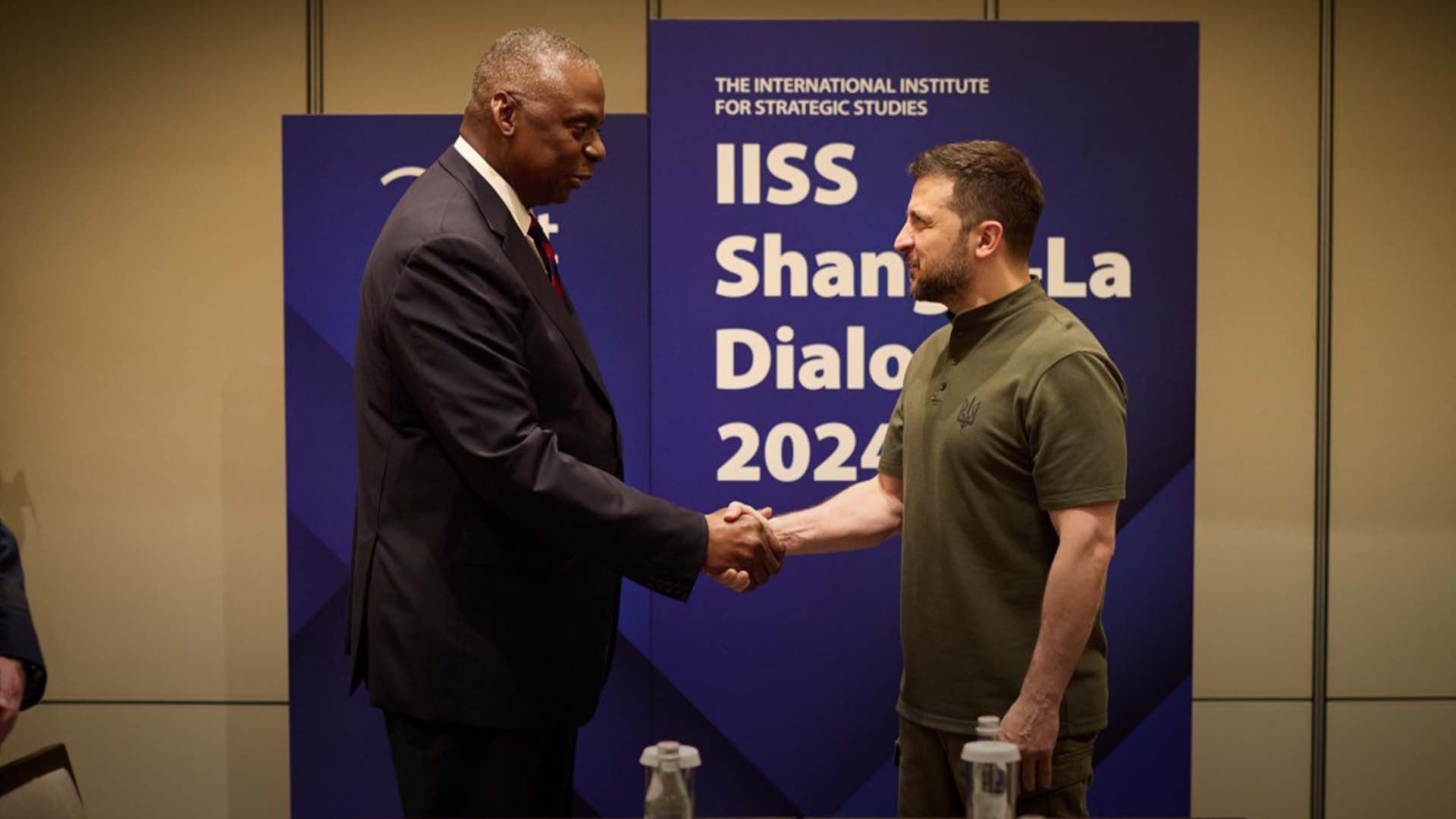 Зеленський зустрівся з главою Пентагону Зеленський зустрівся з главою Пентагону