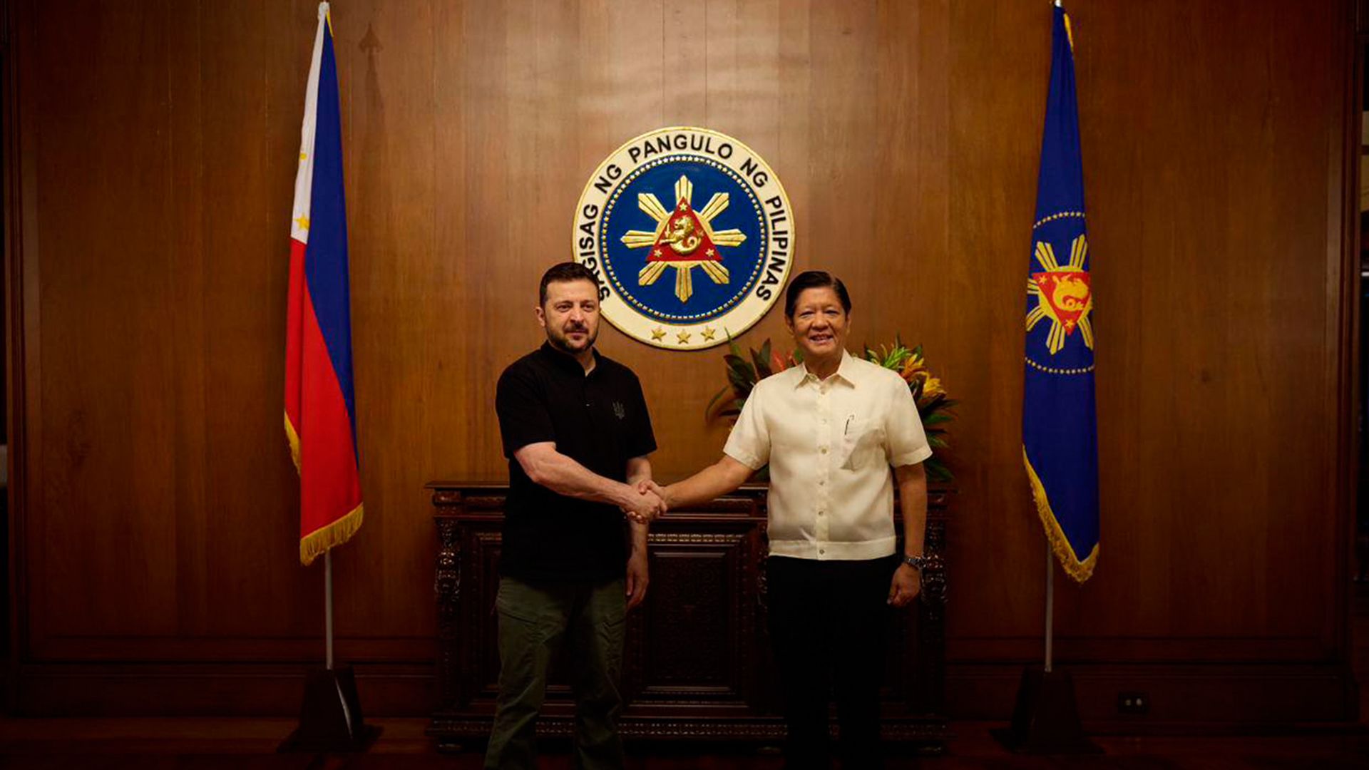 Зеленський прибув до Філіппін Зеленський прибув до Філіппін