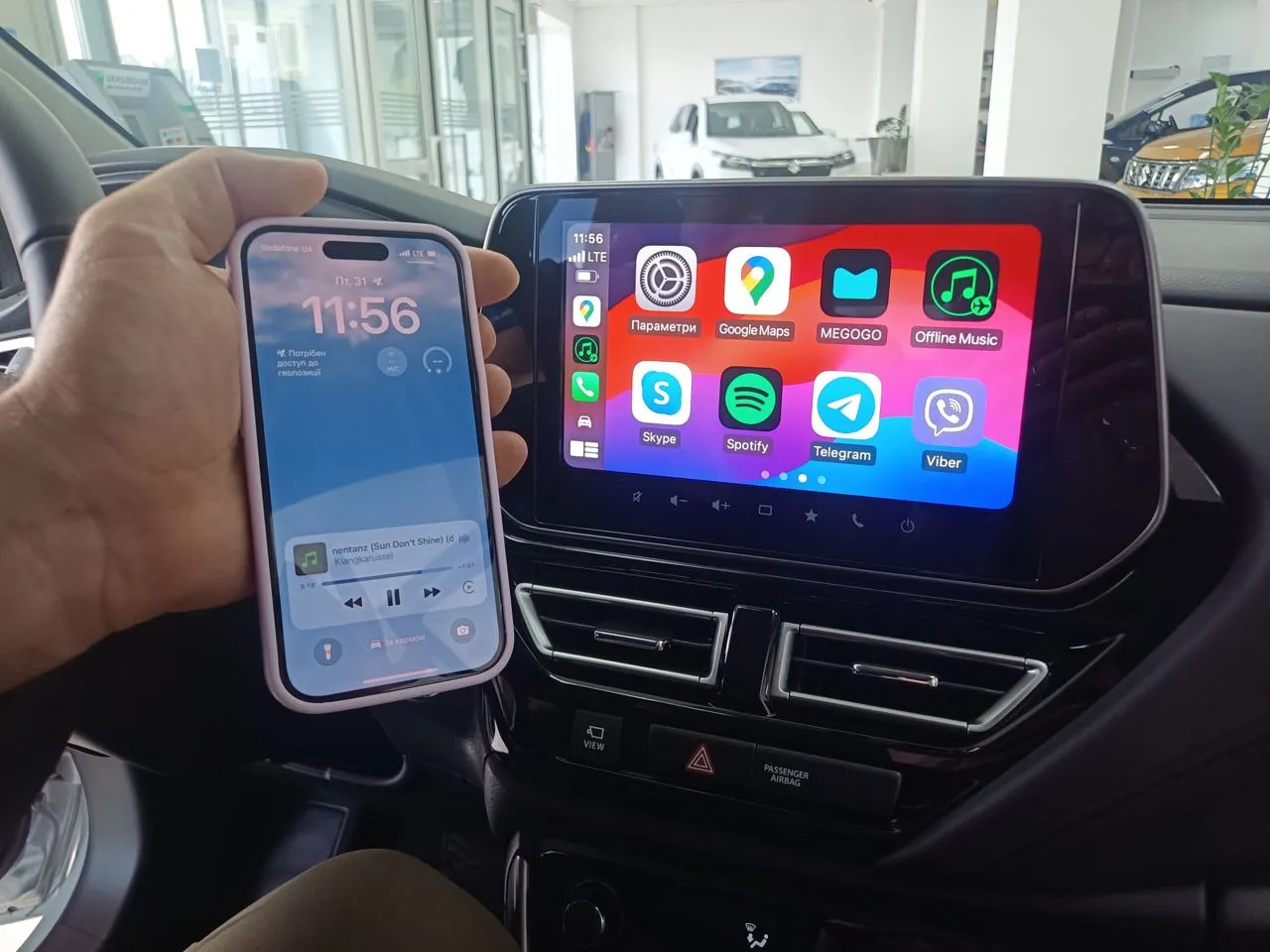Apple CarPlay Apple CarPlay