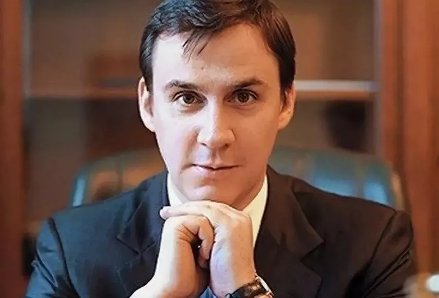 молодий Дмитро Патрушев молодий Дмитро Патрушев