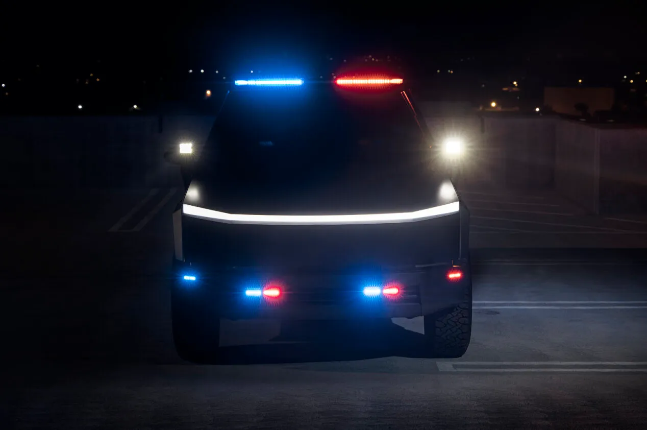 Модифікована версія Tesla Cybertruck