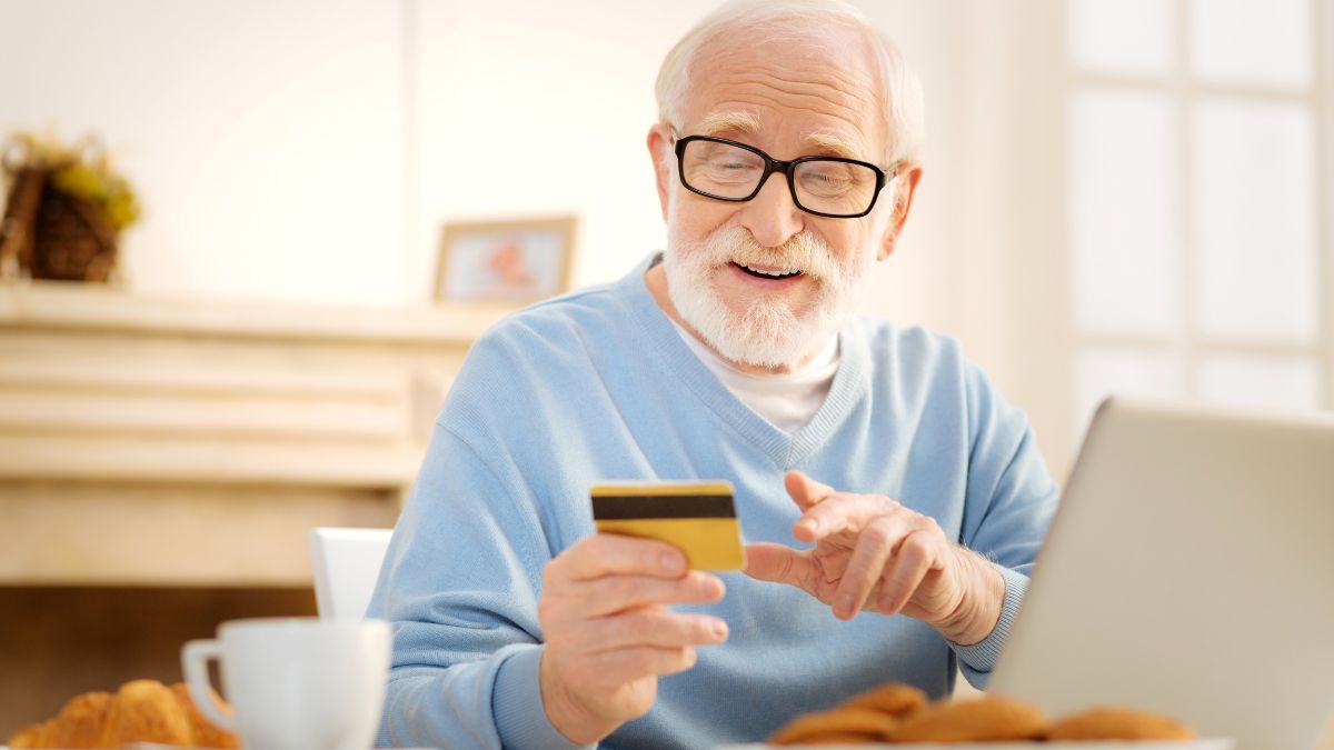 Пенсійні виплати в Україні Пенсійні виплати в Україні