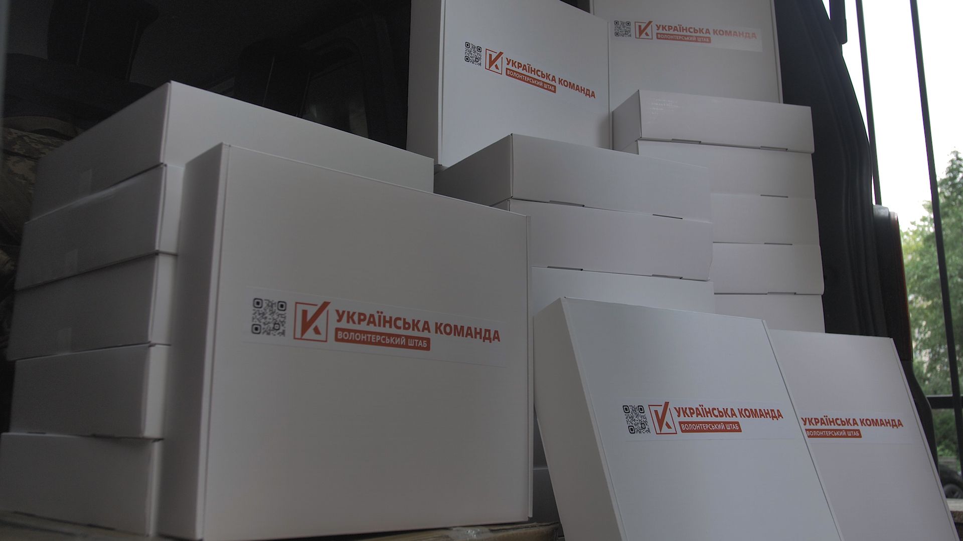 "Украинская команда" передала 72 бригаде имени Черных Запорожцев партию FPV-дронов "Украинская команда" передала 72 бригаде имени Черных Запорожцев партию FPV-дронов