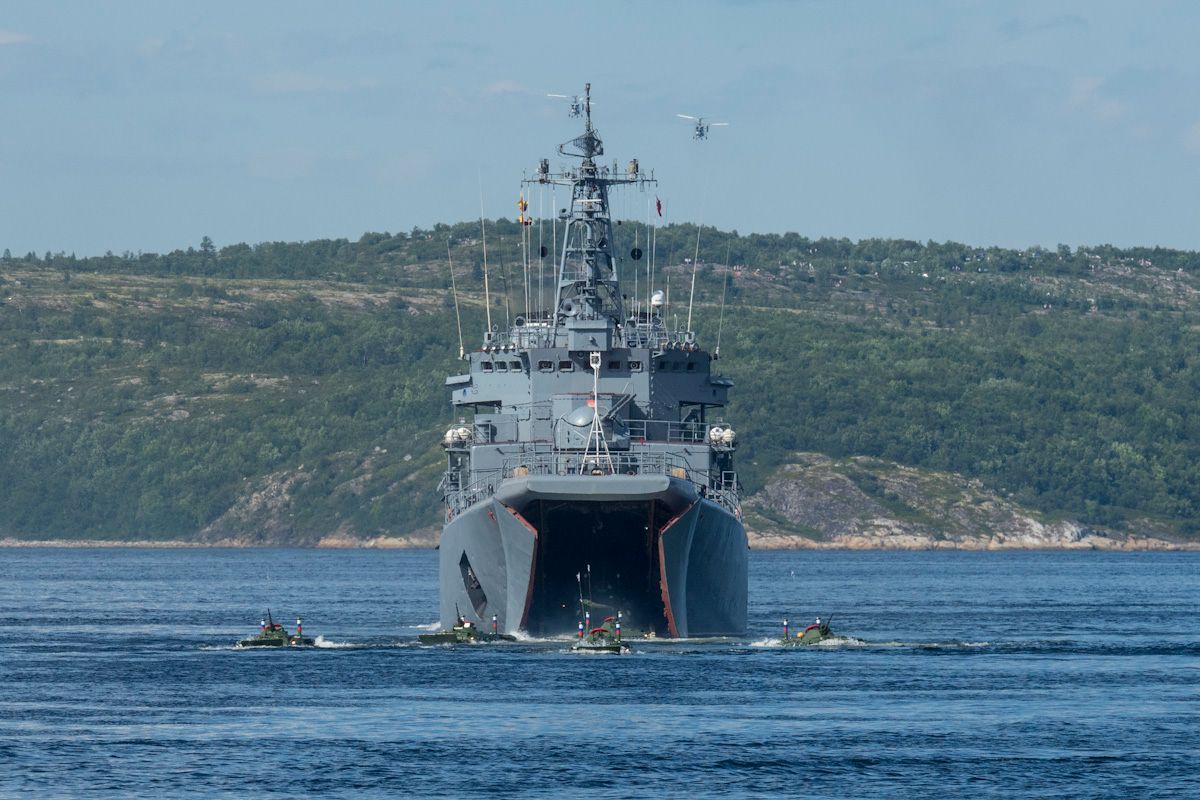 В Азовском море российские десантные корабли