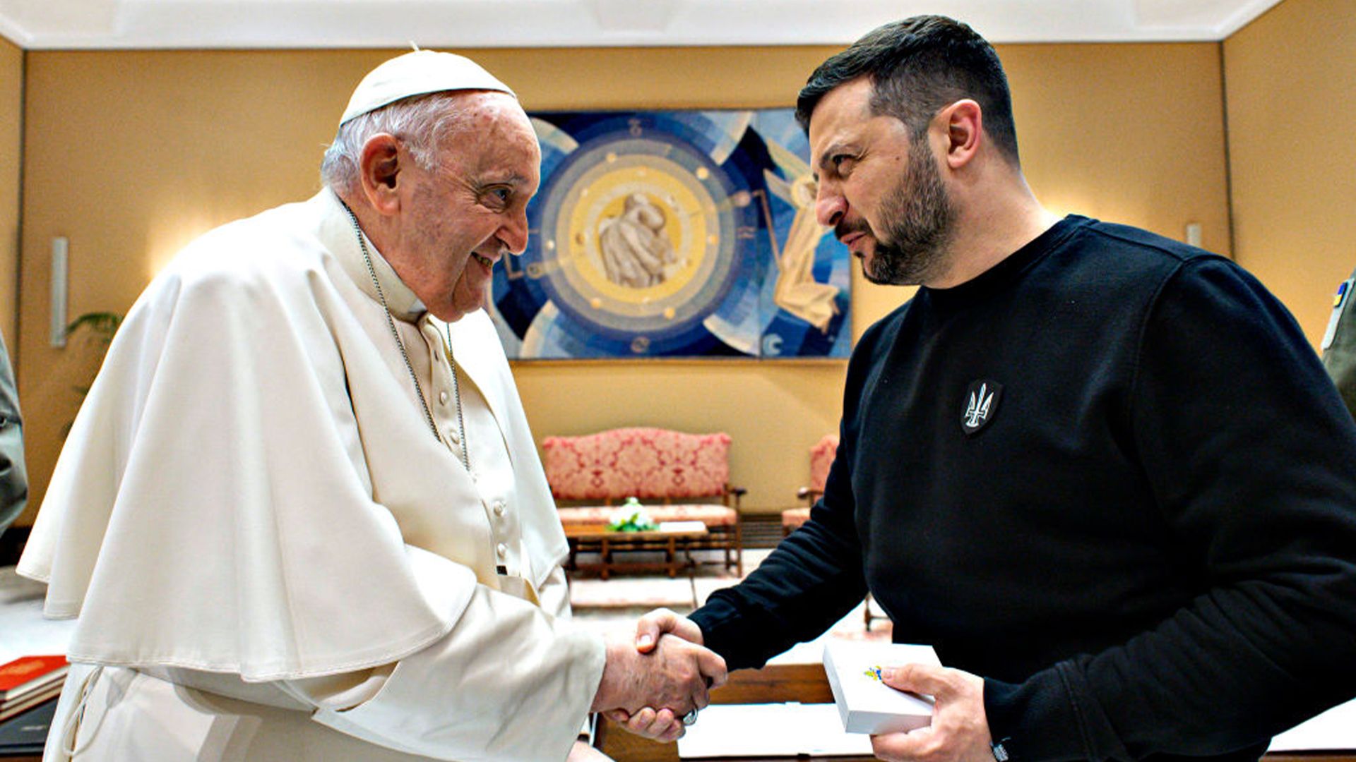 Папа Римский и Зеленский встретятся на полях саммита G7 Папа Римский и Зеленский встретятся на полях саммита G7