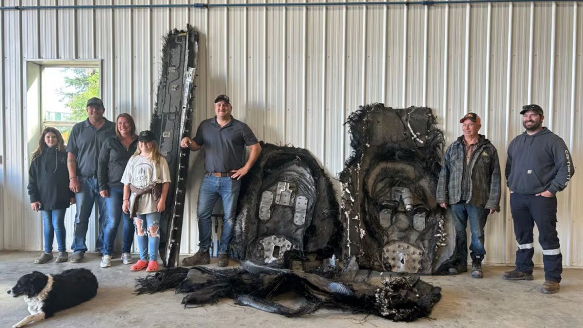 SpaceX забрали уламки ракети SpaceX забрали уламки ракети