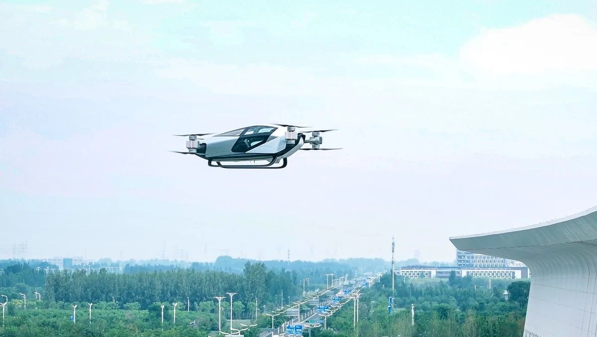 Первый полет авиакара XPeng AeroHT X2 над Пекином прошел успешно - Техно