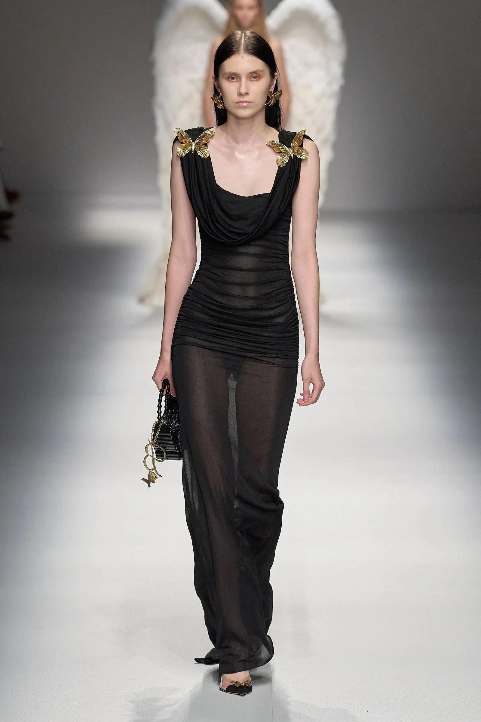 Трендові сукні 2024 року Трендові сукні 2024 року