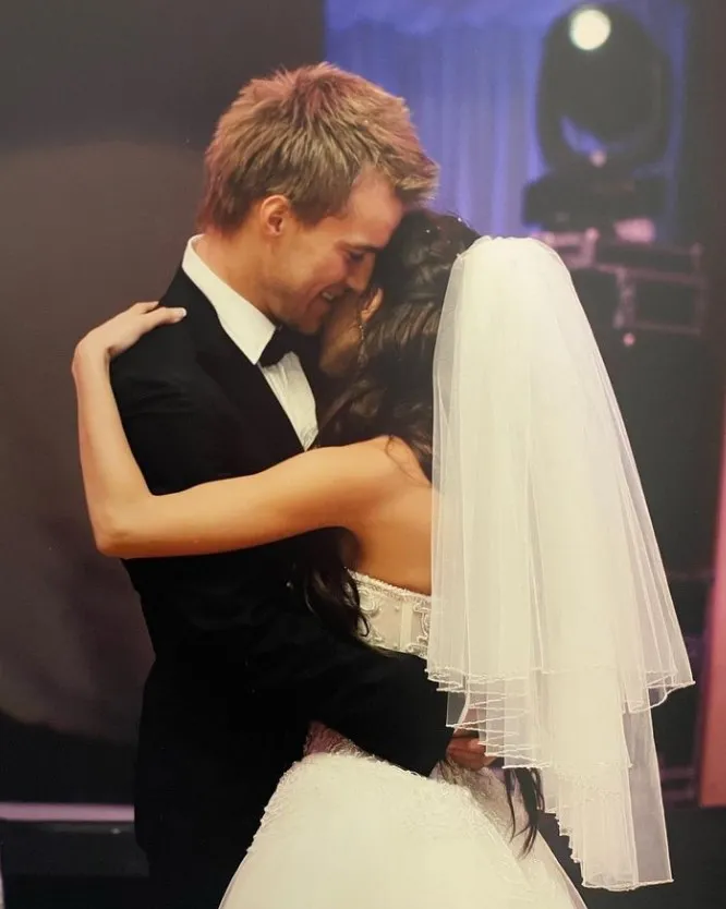 Поженились влюбленные в 2011 году Поженились влюбленные в 2011 году