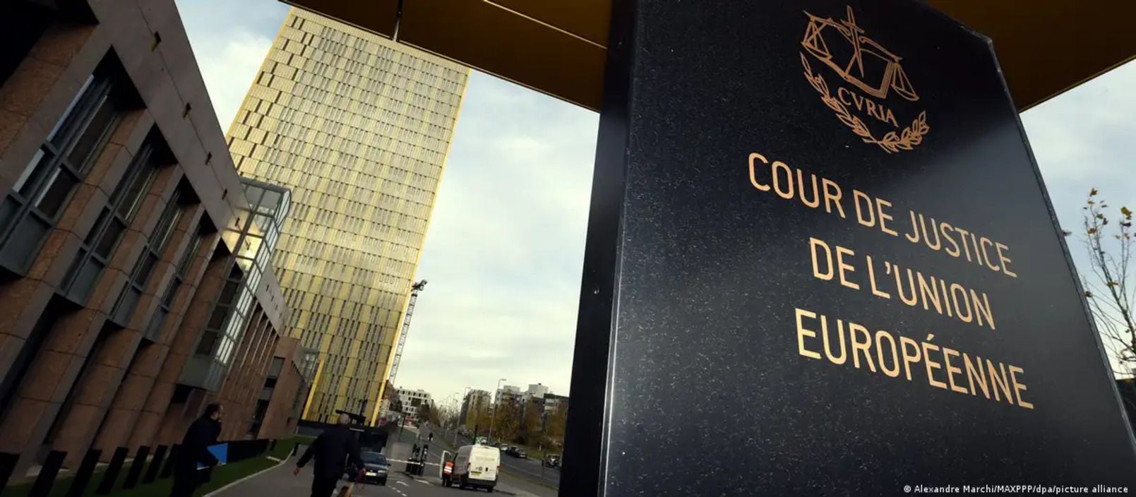 Суд ЄС не зняв санкції з сина Ротенберга 