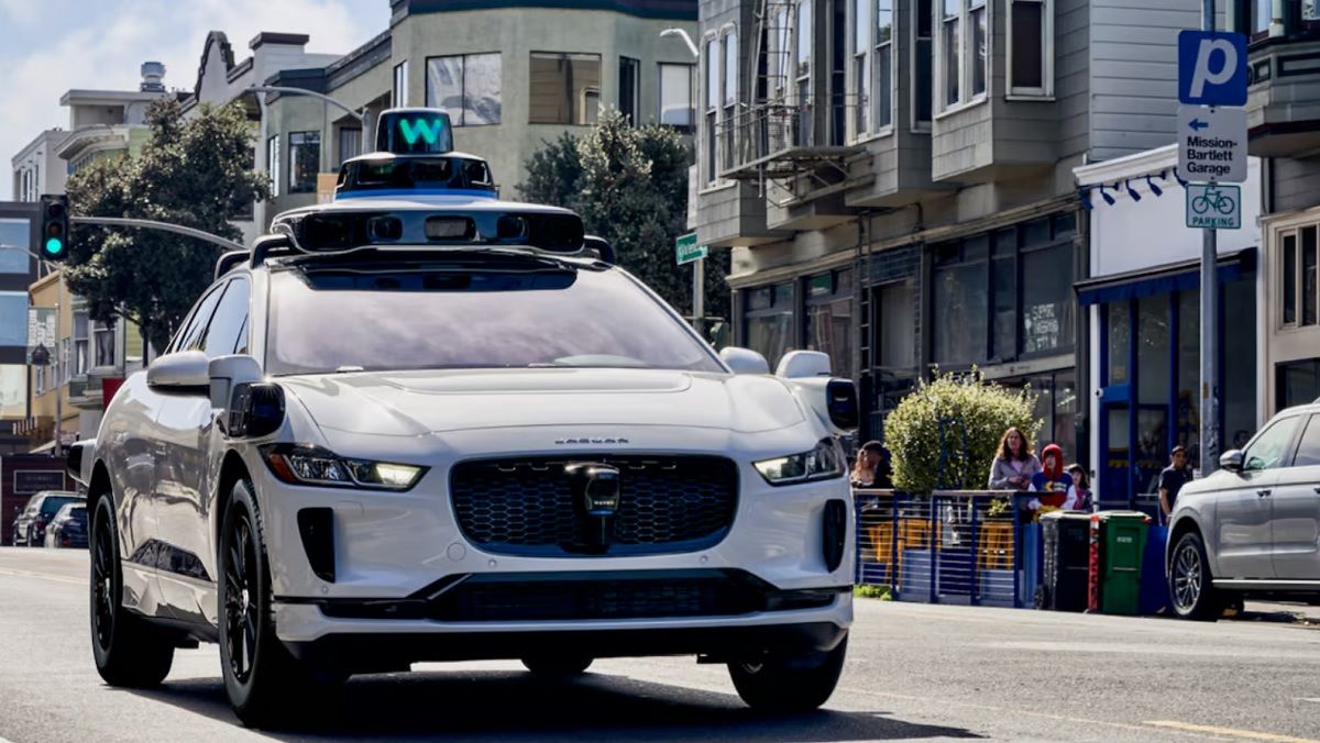 Автономна автівка Waymo Автономна автівка Waymo