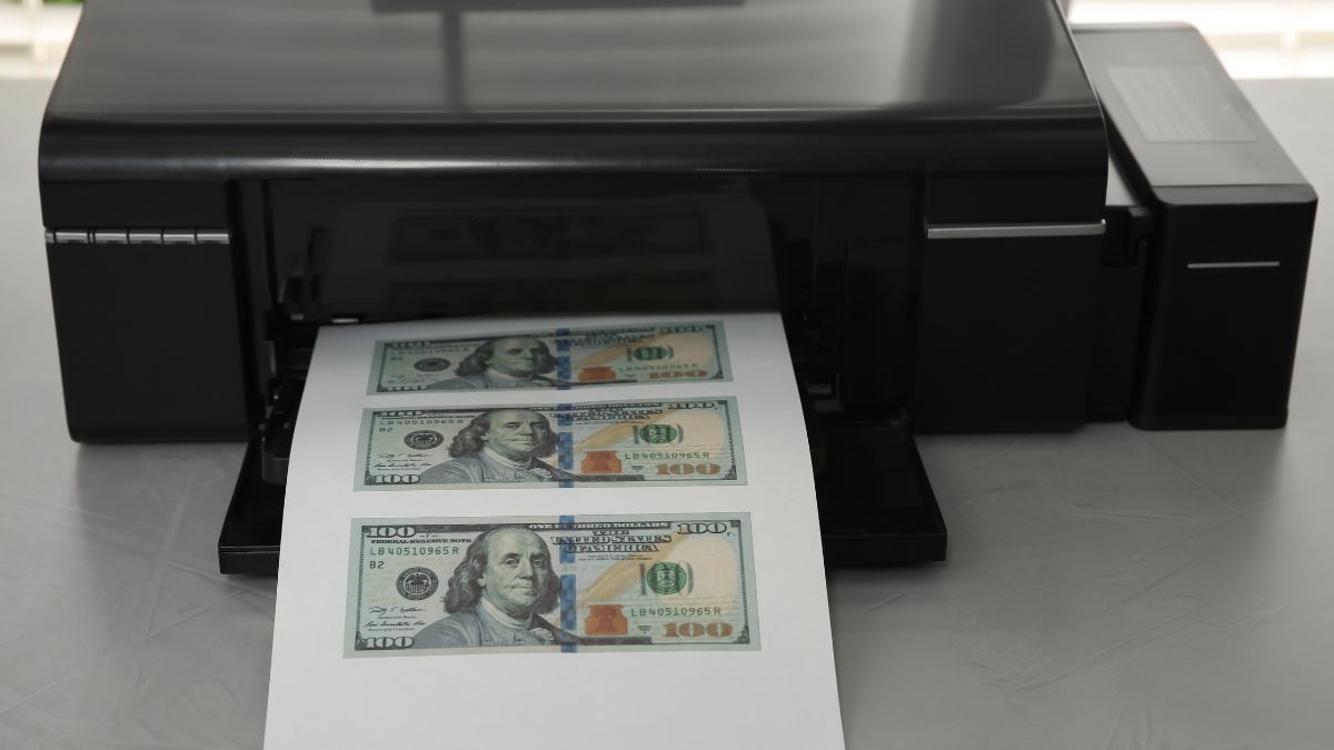 Фальшивые купюры Фальшивые купюры