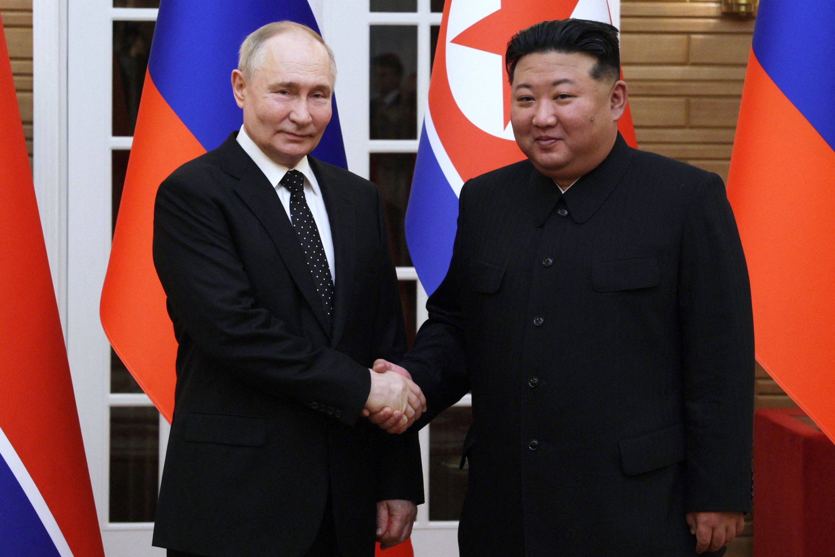Владімір Путін і Кім Чен Ин під час зустрічі 19 червня