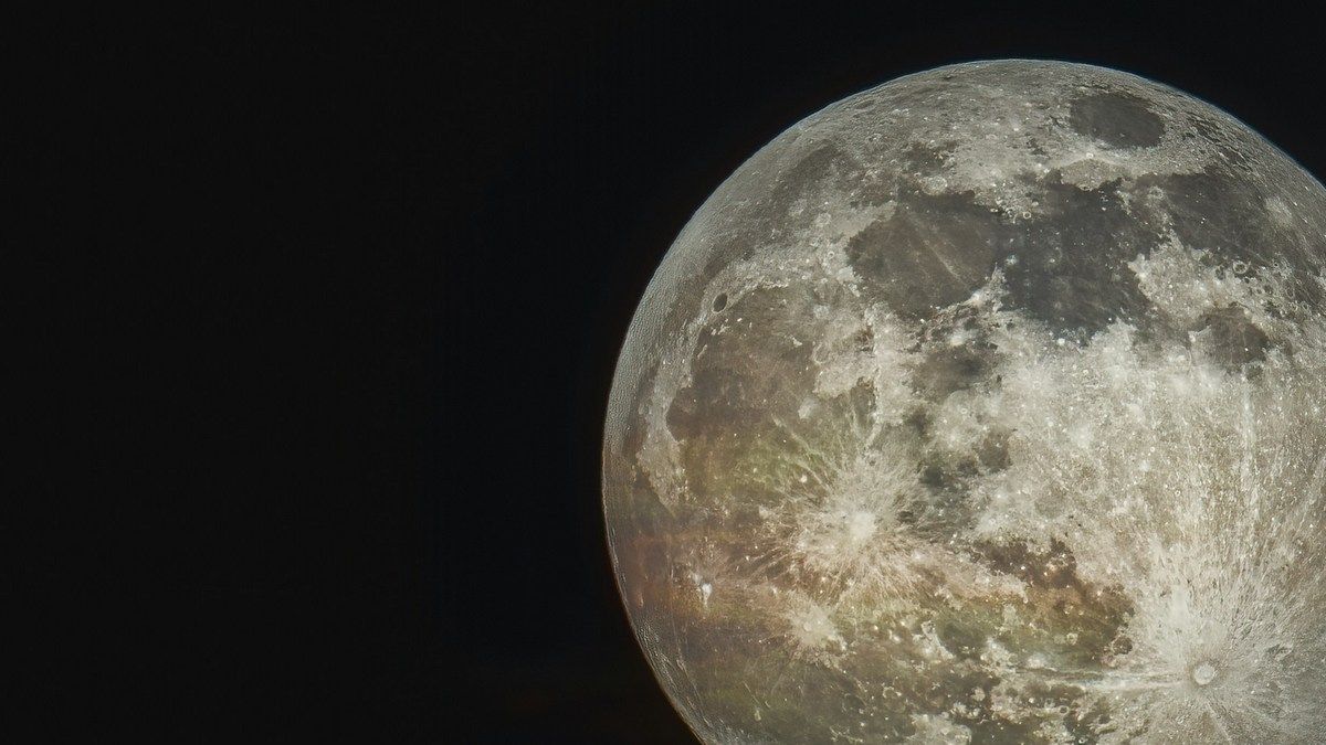 Китай успішно доставив зразки зі зворотного боку Місяця Китай успішно доставив зразки зі зворотного боку Місяця