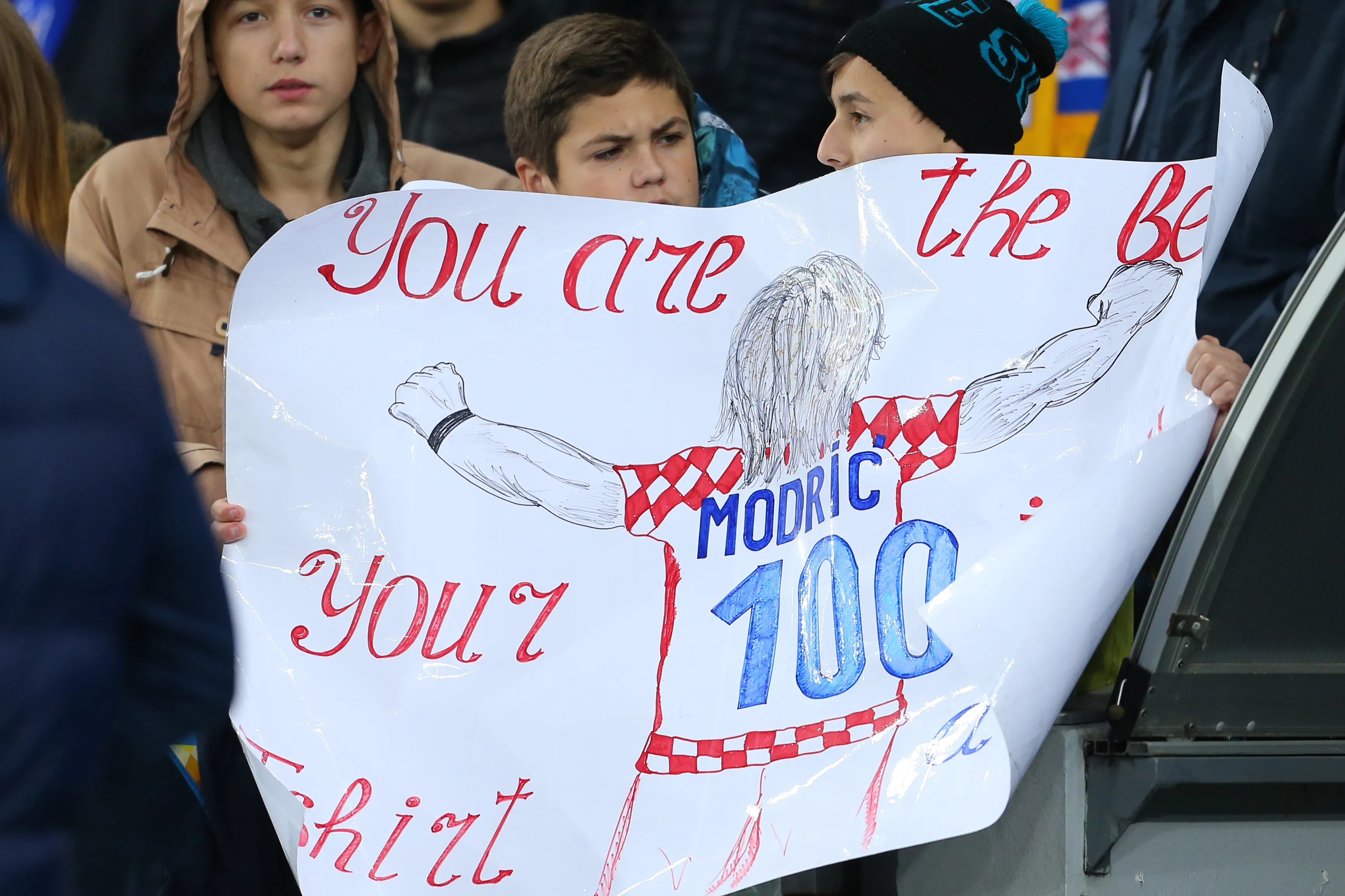 Фанаты Модрича Фанаты Модрича