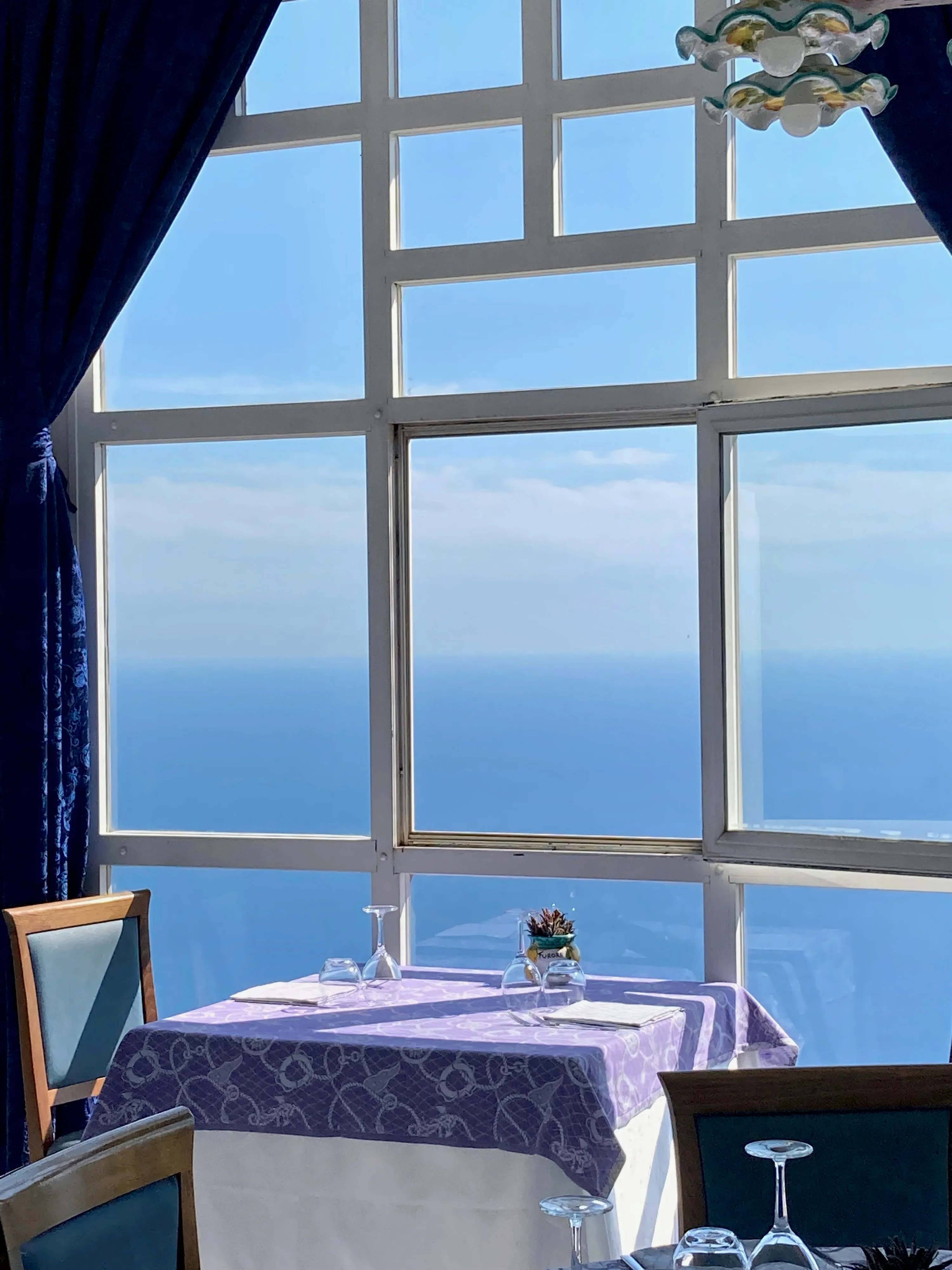Ресторани Майорки страждають без туристів Ресторани Майорки страждають без туристів