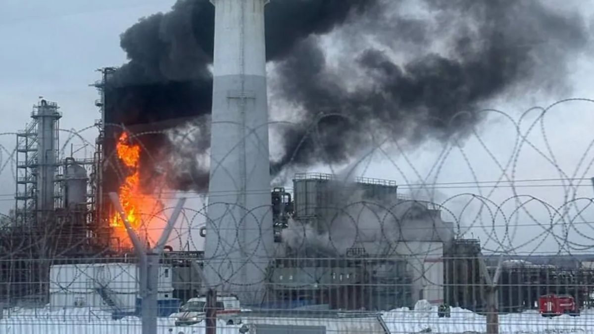 Пожежа на НПЗ Лукойл в Нижньогородській області