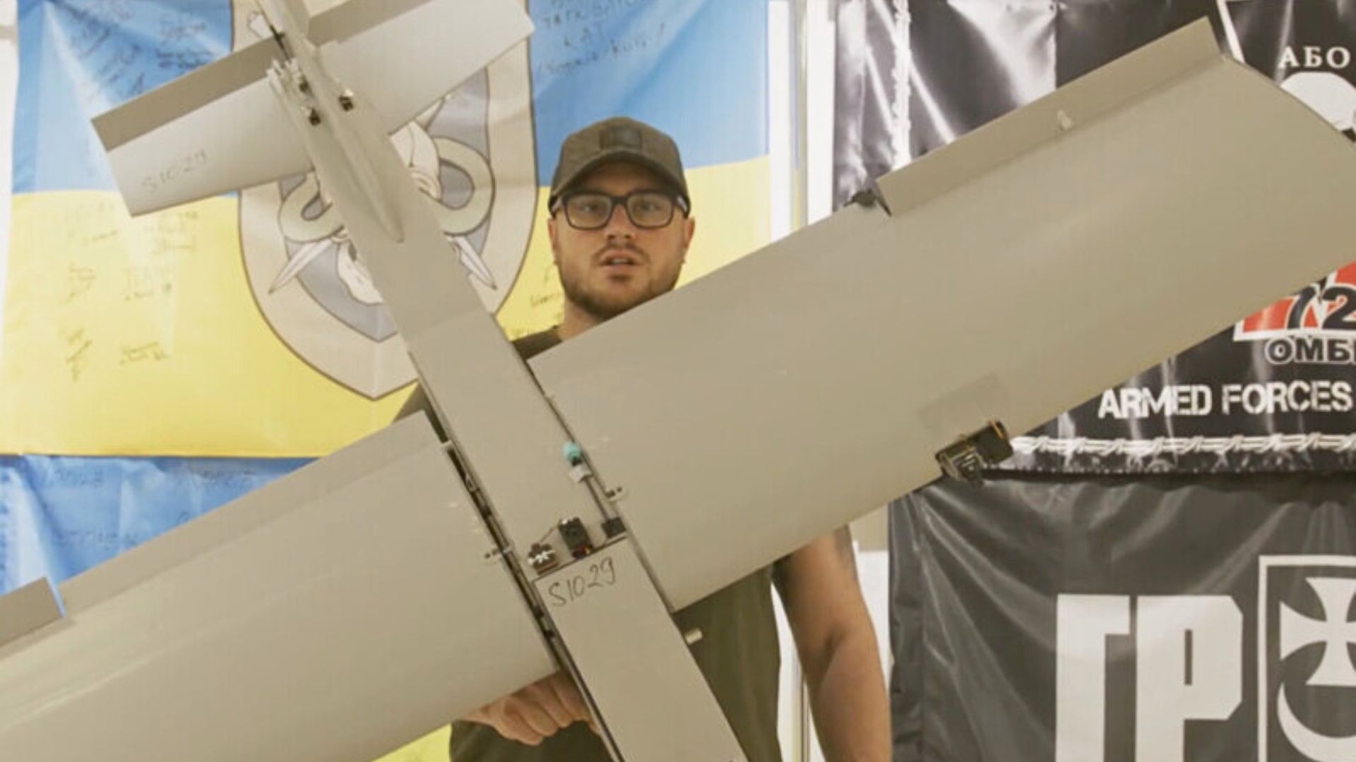 До розіграшу "Бентлі" серед тих, хто донатив на літаки-камікадзе, залишилось два дні До розіграшу "Бентлі" серед тих, хто донатив на літаки-камікадзе, залишилось два дні