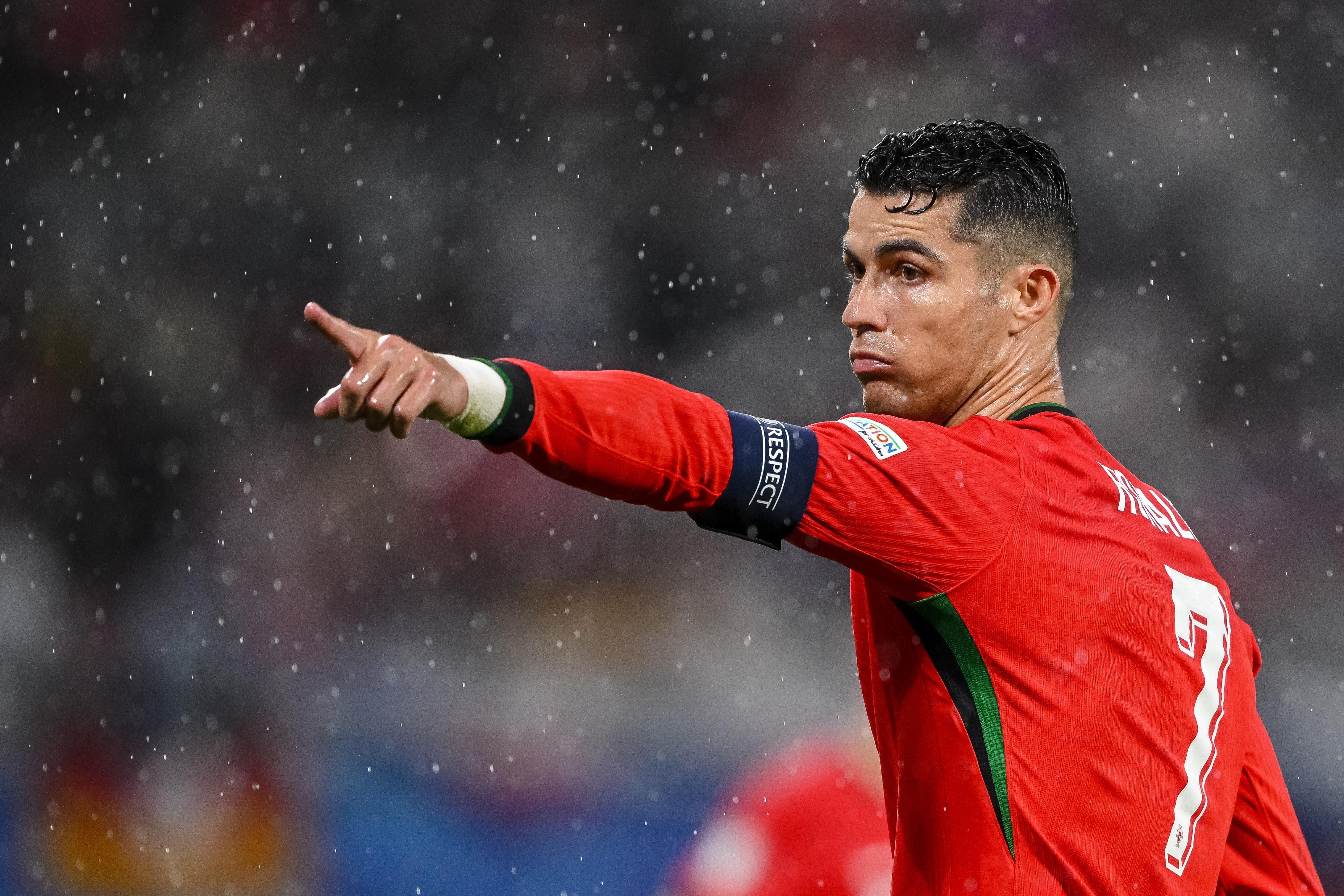 Роналду ледь не травмували