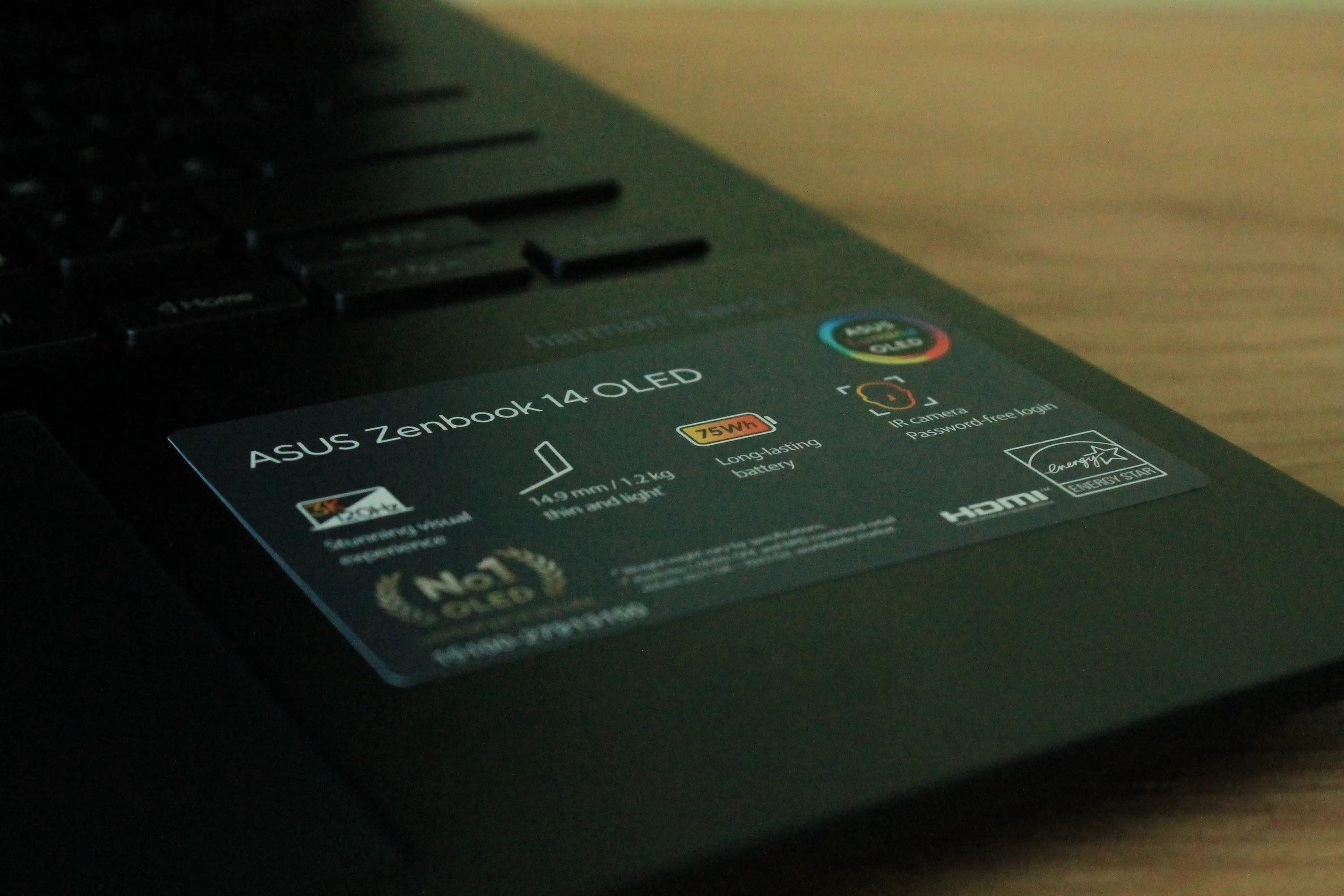 ASUS Zenbook 14 OLED ASUS Zenbook 14 OLED