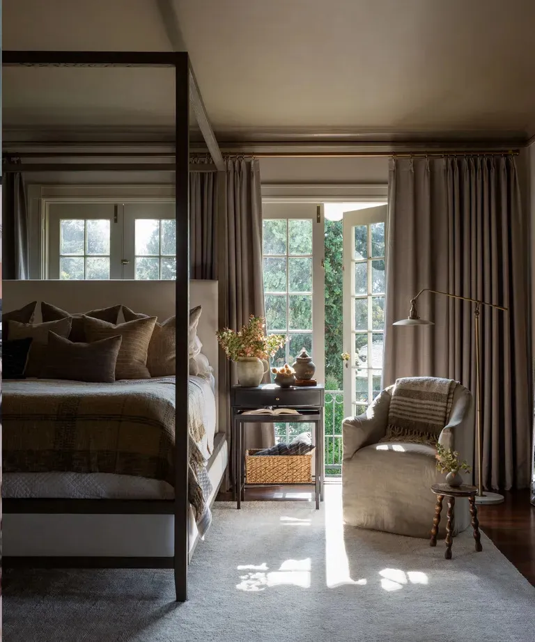 Недвижимость Тренды и вдохновение Спальня в землистых тонах Спальня в землистых тонах Недвижимость Тренды и вдохновение Спальня в землистых тонах Спальня в землистых тонах