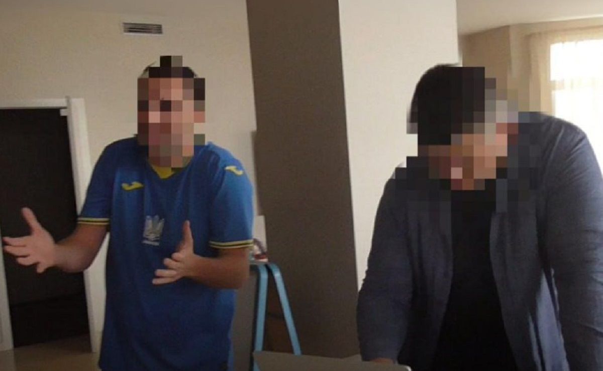 Несколько человек пытались купить должности глав трех таможен Несколько человек пытались купить должности глав трех таможен