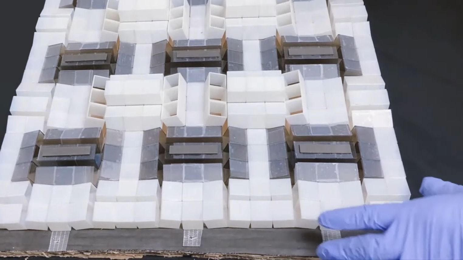 Инновационный механический компьютер, вдохновленный киригами Инновационный механический компьютер, вдохновленный киригами