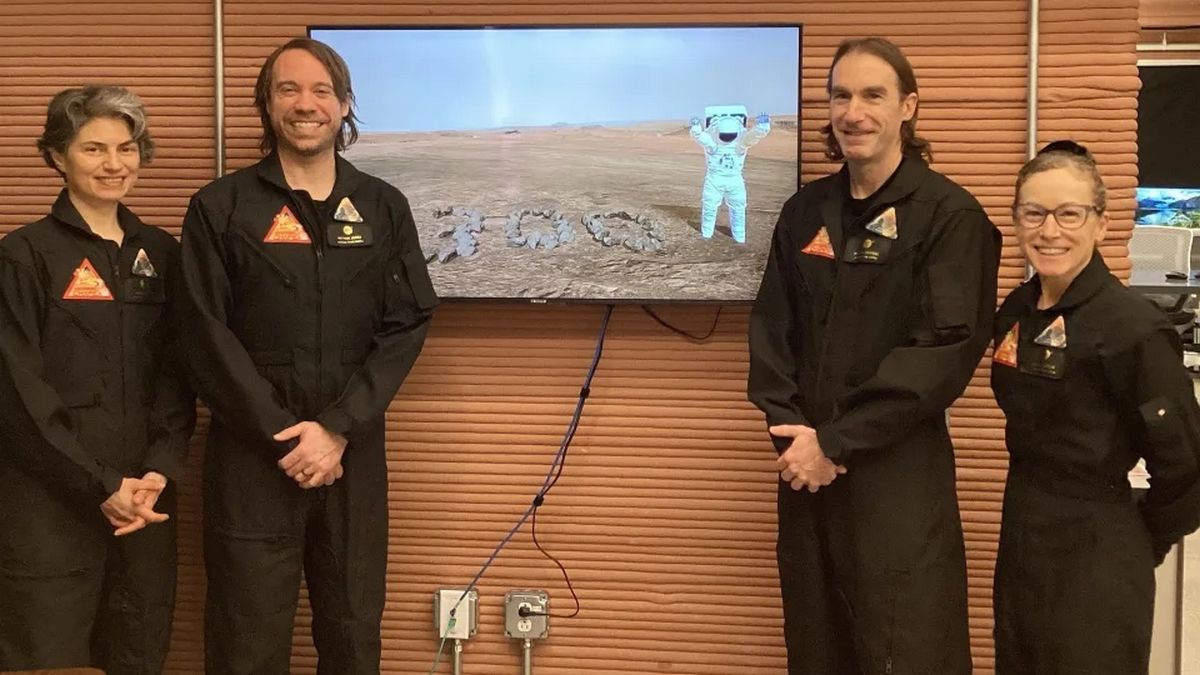 Симуляция Марса NASA завершилась через 378 дней