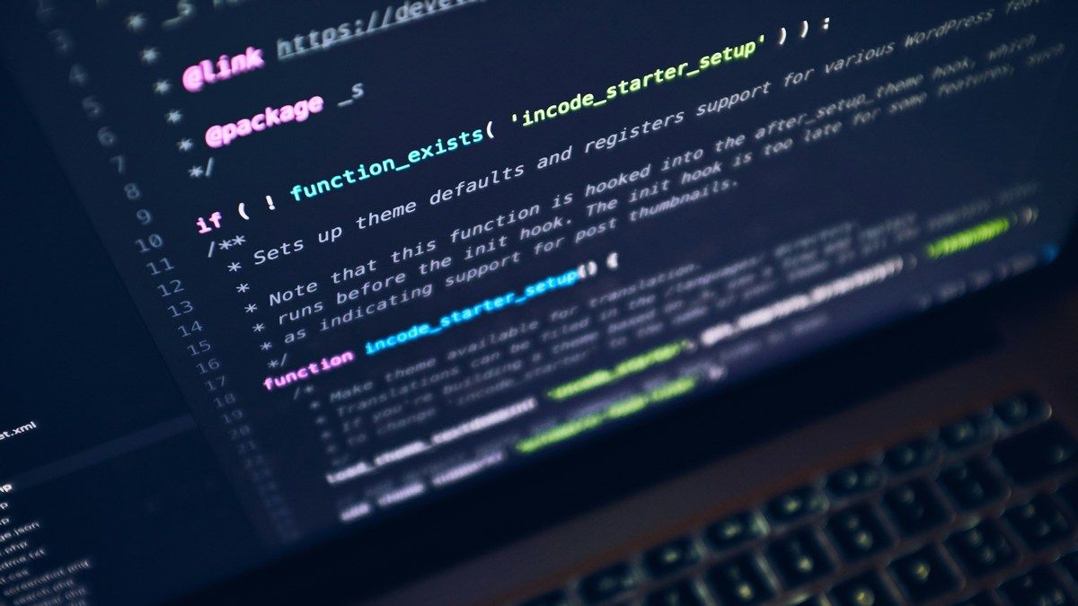 Американские чиновники заявили о ликвидации российской ботофермы, которая использовала ИИ Американские чиновники заявили о ликвидации российской ботофермы, которая использовала ИИ
