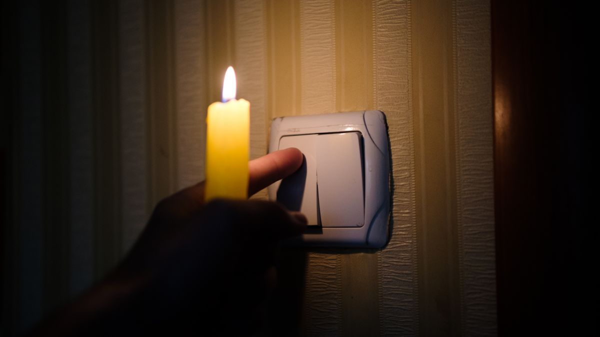 Отключение света в Украине - когда света станет больше