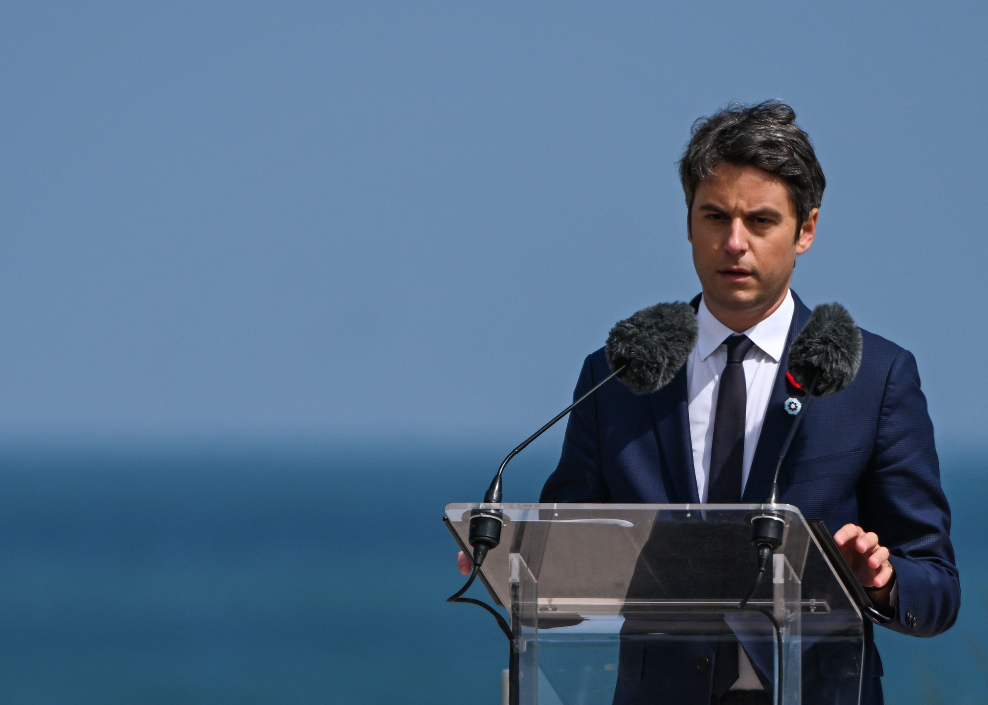 Отставка Габриэля Атталя Отставка Габриэля Атталя