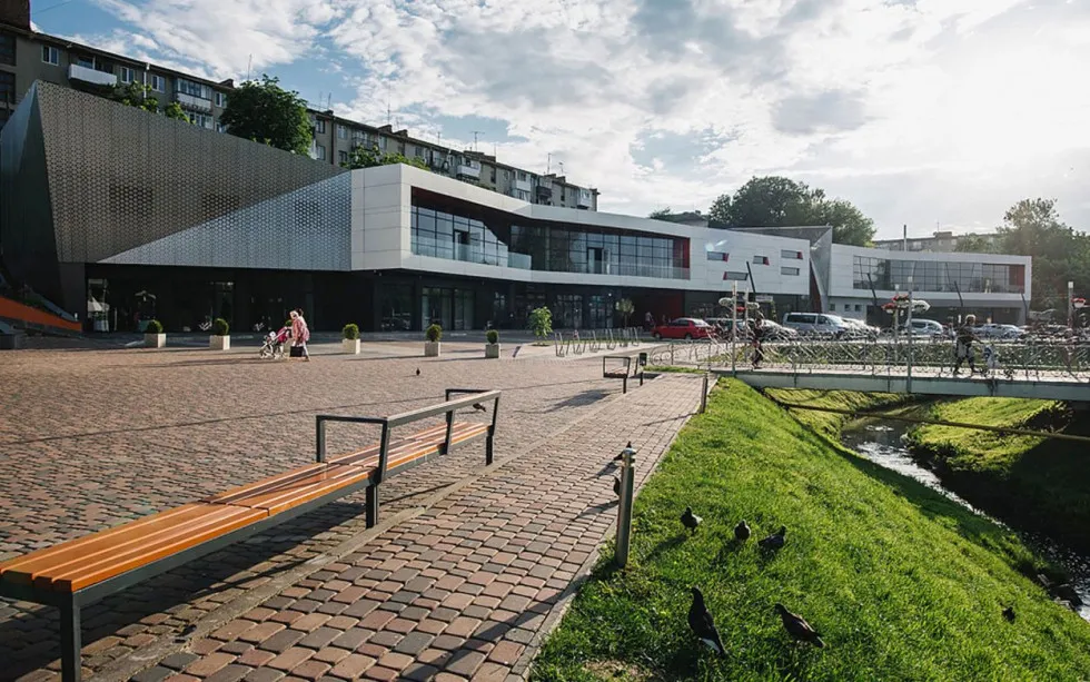 Сити-парк в Луцке Сити-парк в Луцке