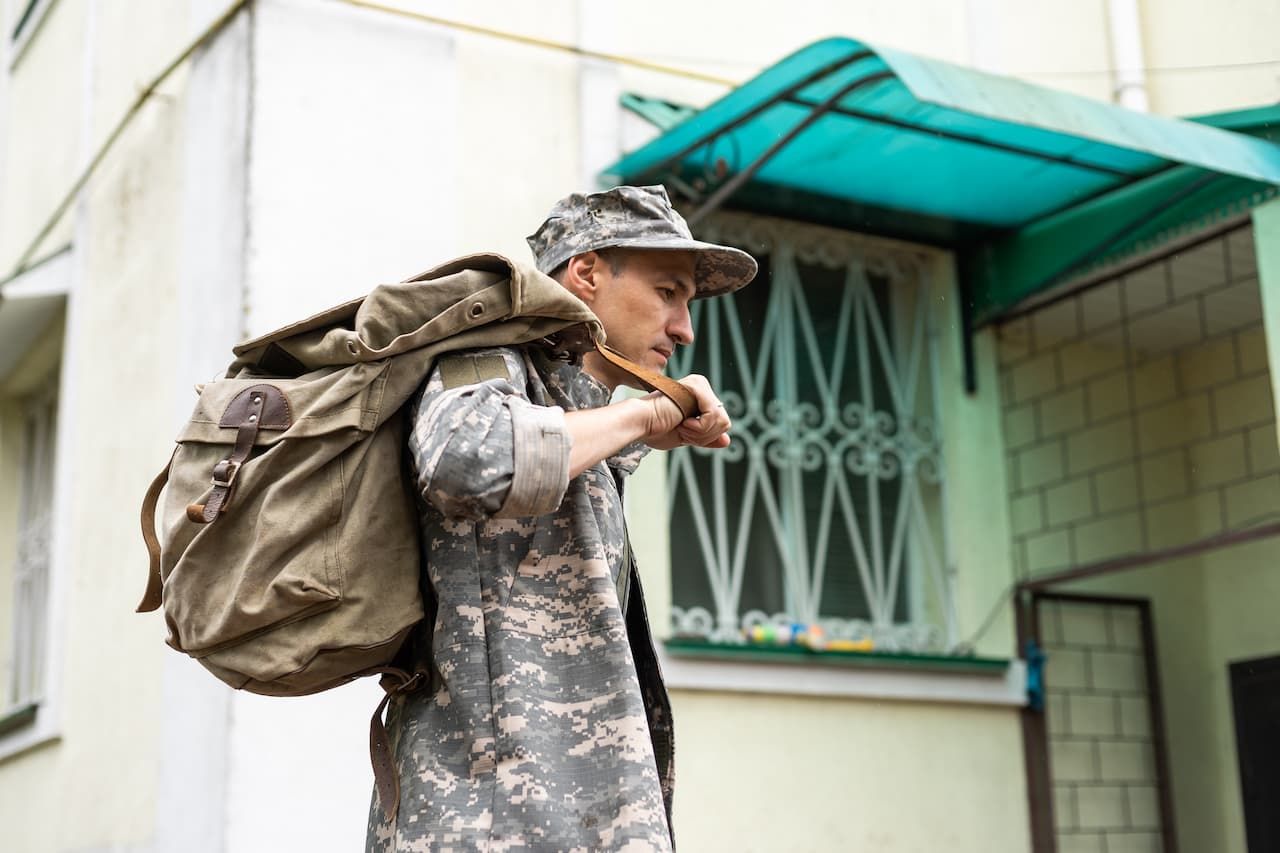 Немає сенсу ловити на вулиці, прийде направлення на ВЛК, – Міноборони про тих, хто оновив дані - 24 Канал Немає сенсу ловити на вулиці, прийде направлення на ВЛК, – Міноборони про тих, хто оновив дані - 24 Канал