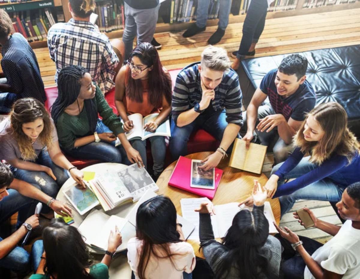 Українська мова у США - у Гарварді вразили кількістю охочих вивчати українську мову Українська мова у США - у Гарварді вразили кількістю охочих вивчати українську мову