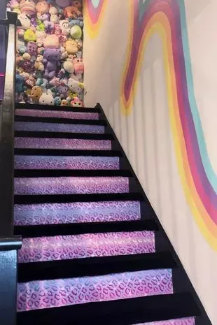 Нерухомість Тренди і натхнення Трендові кольори Кольорові сходи Нерухомість Тренди і натхнення Трендові кольори Кольорові сходи