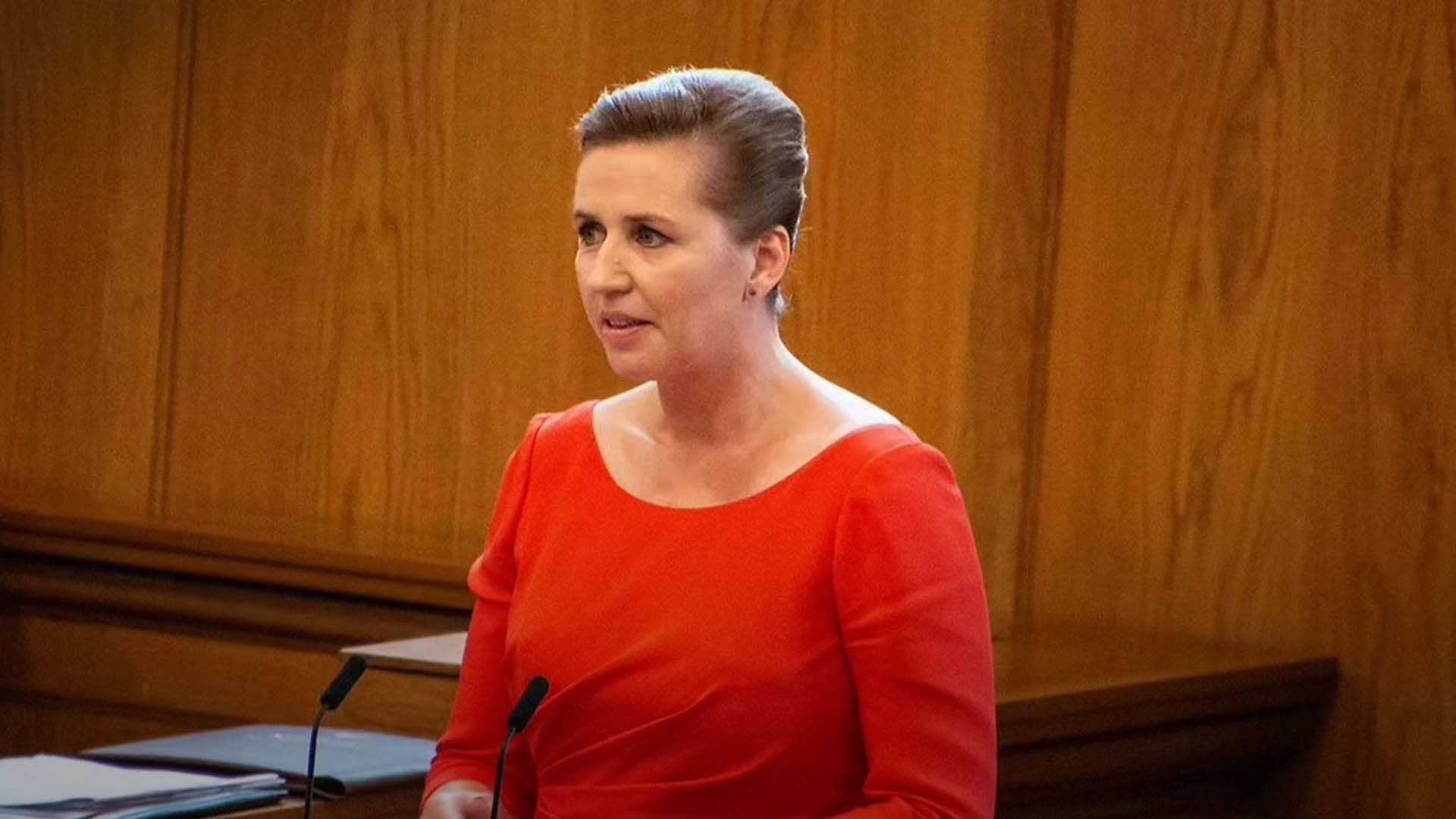 Фредеріксен наголосила, що Захід має забезпечити Україну необхідним озброєнням Фредеріксен наголосила, що Захід має забезпечити Україну необхідним озброєнням