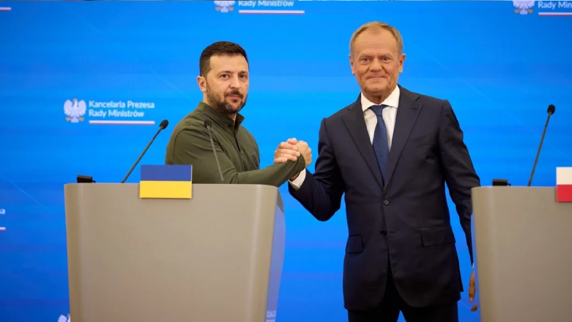 Зеленський подякував Туску за допомогу у питанні F-16 Зеленський подякував Туску за допомогу у питанні F-16