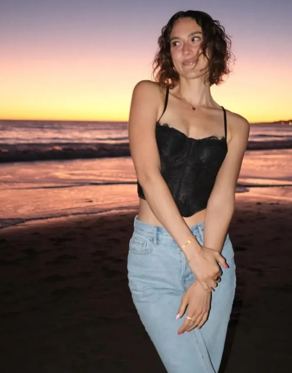 девушка на море девушка на море