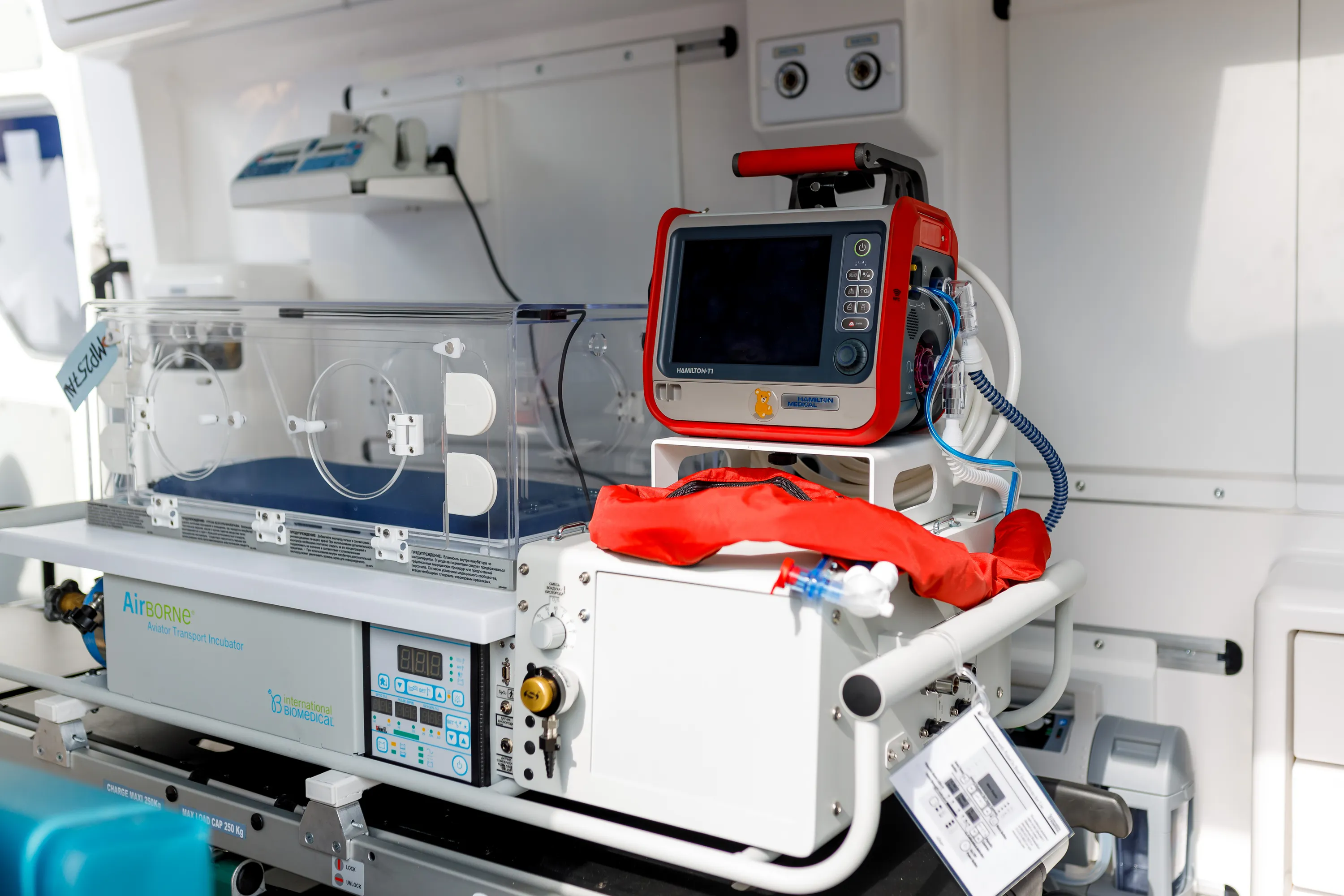 Реанимобиль оборудован всем необходимым