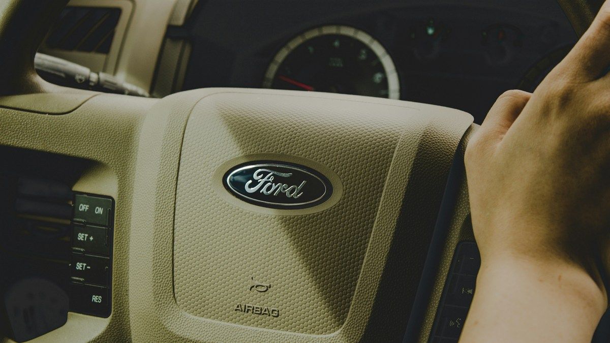 Ford патентует технологию оповещения о превышении скорости