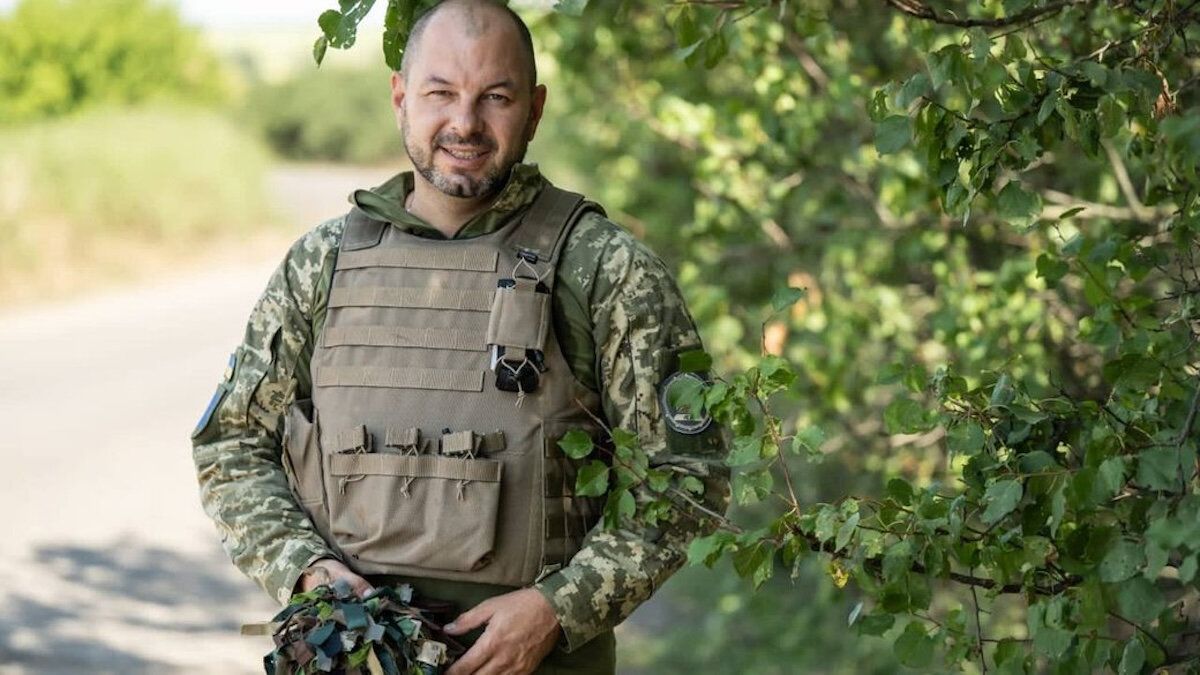 Лазуткін прокоментував скандали з комбригами Лазуткін прокоментував скандали з комбригами