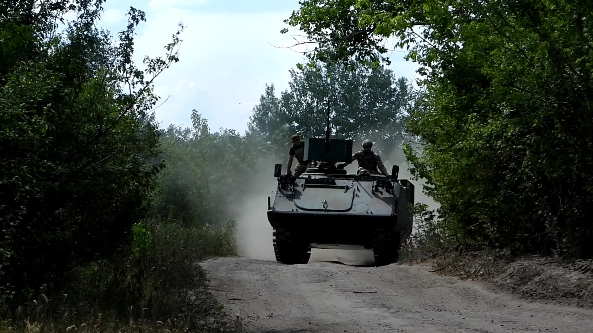 Бывшие заключенные проходят службу на Волчанском направлении Бывшие заключенные проходят службу на Волчанском направлении