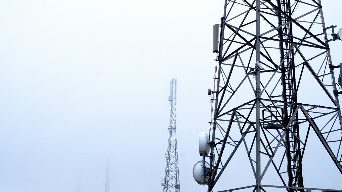 Телекоммуникационные станции во Франции подверглись нападению во время Олимпиады