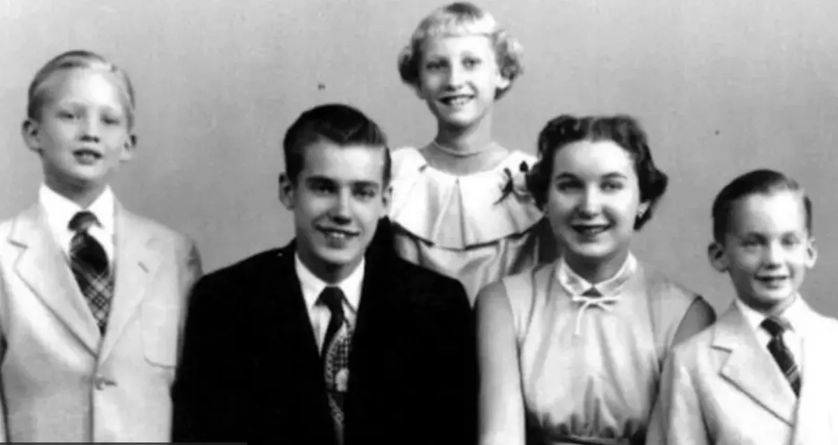 Трамп у дитинстві Трамп у дитинстві