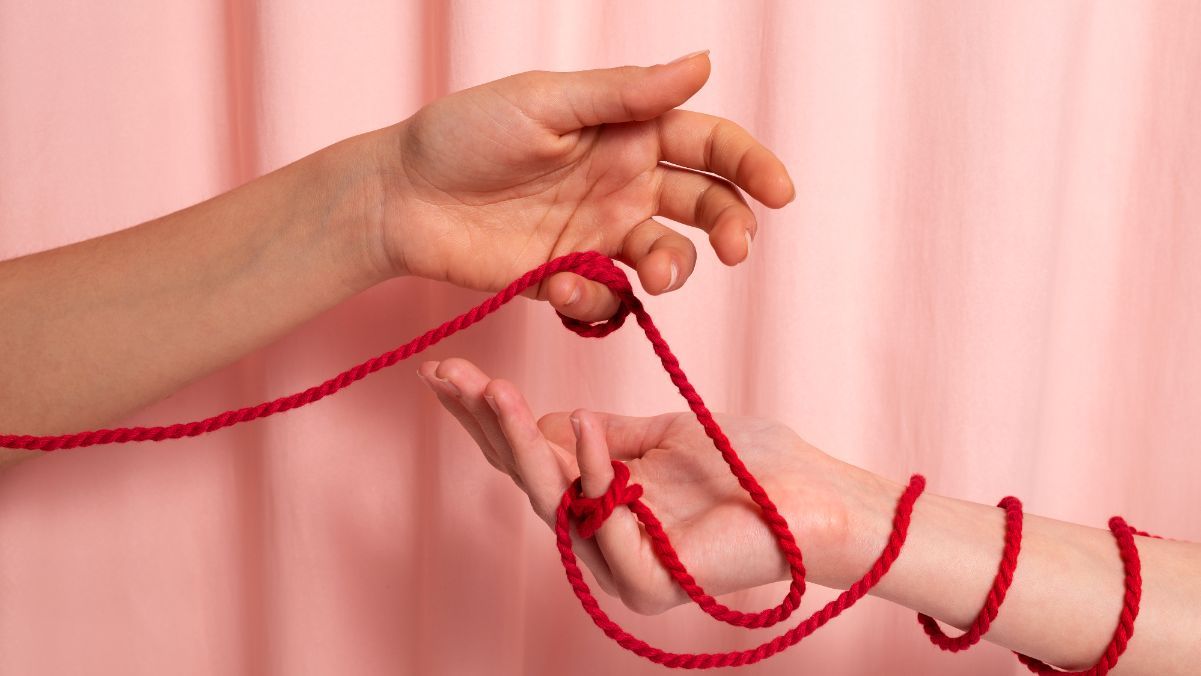 Оберегает ли красная нить от зла Оберегает ли красная нить от зла