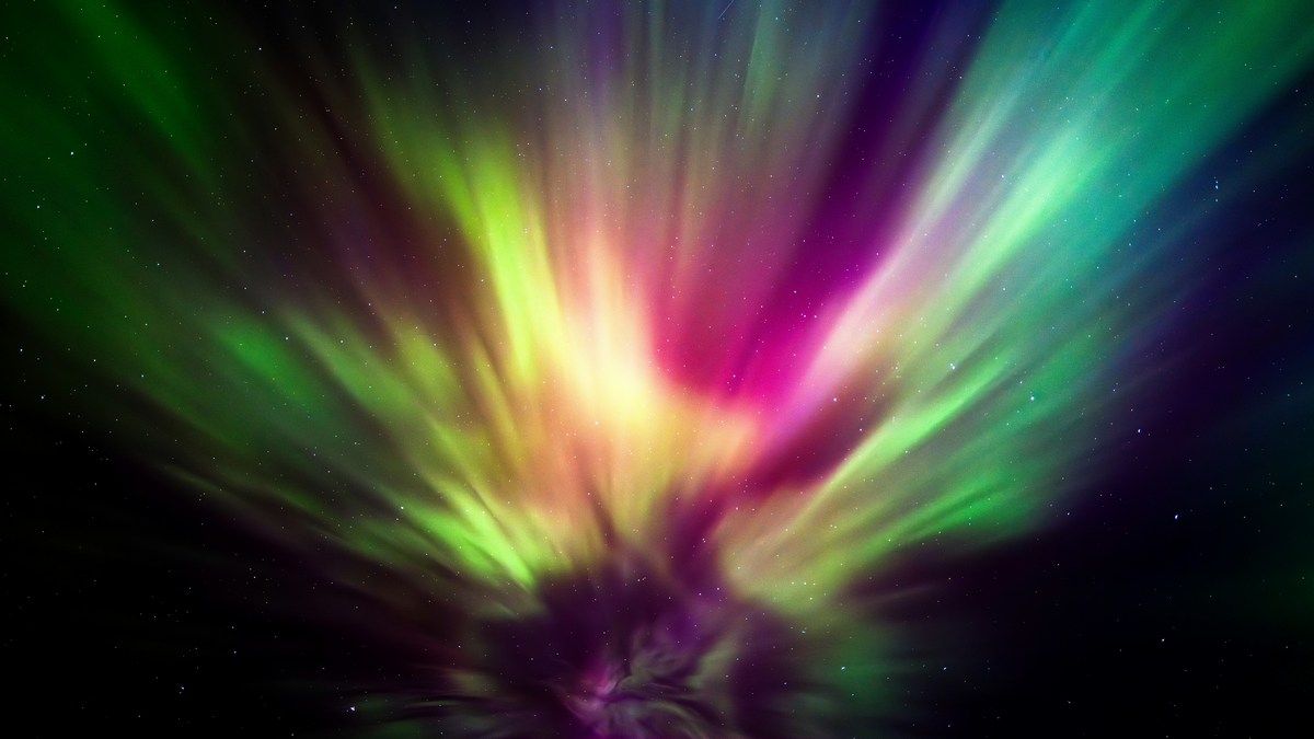 В Украине ожидается полярное сияние 31 июля и 1 августа 2024 года В Украине ожидается полярное сияние 31 июля и 1 августа 2024 года