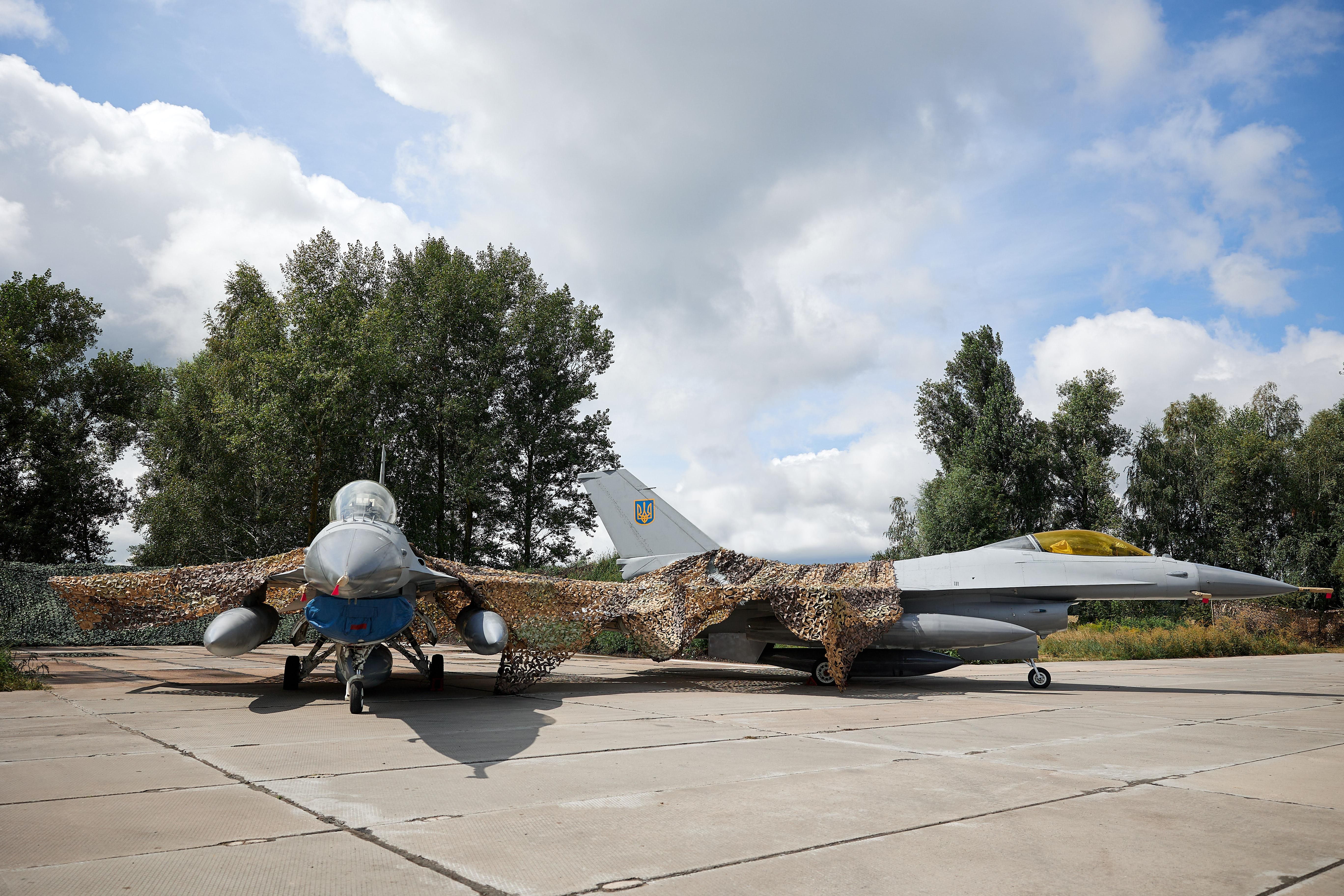 Україна отримала  F-16 - чи достатню кількість - 24 Канал