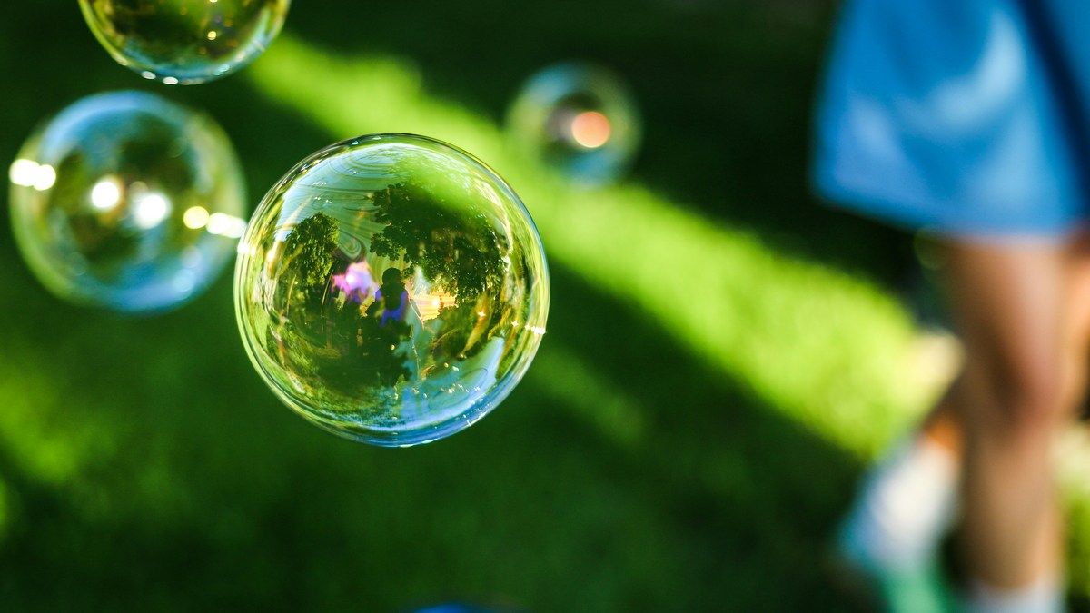 Пузырь на рынке ИИ – эксперты предупреждают о возможном крахе Пузырь на рынке ИИ – эксперты предупреждают о возможном крахе